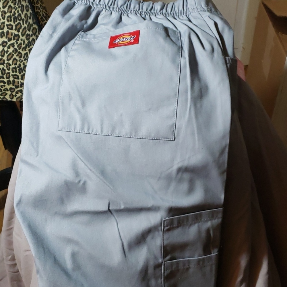 Dickies Light Gray Petite Scrub Pants - Picture 4 of 4